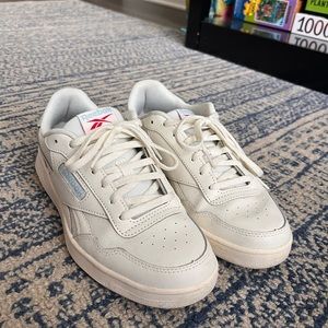 Reebok Classic Sneaker Cream and Blue